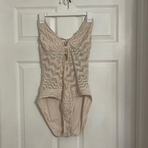 ROBIN PICCONE Women’s One Piece Swimsuit